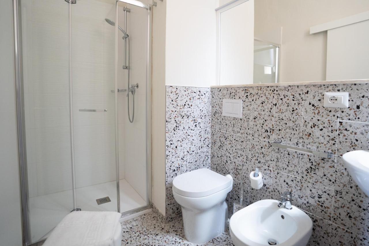 Centrale Hotel 2*